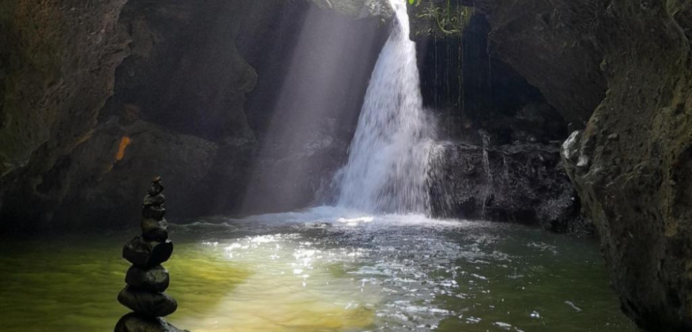 Air Terjun Sarang Walet Lombok